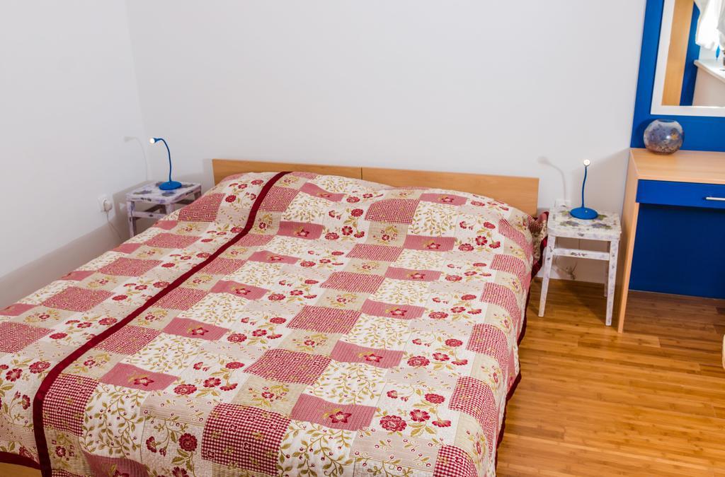 Apartments Seka Novi Vinodolski Kültér fotó