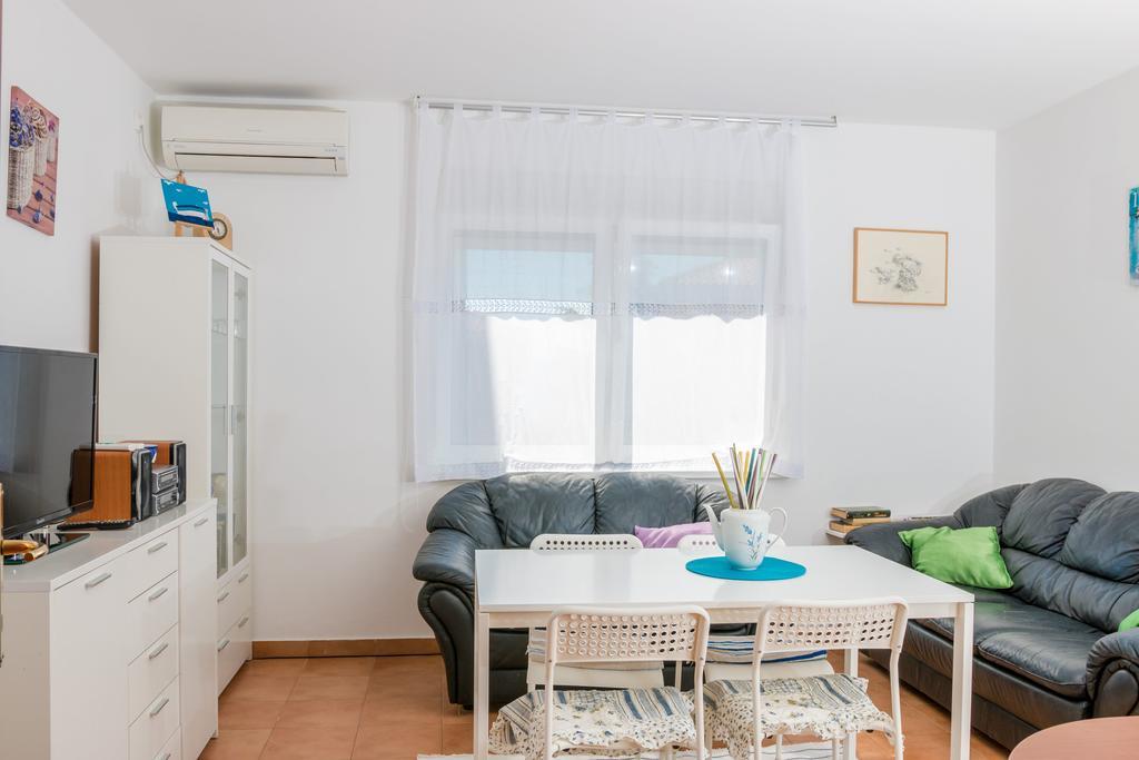 Apartments Seka Novi Vinodolski Kültér fotó