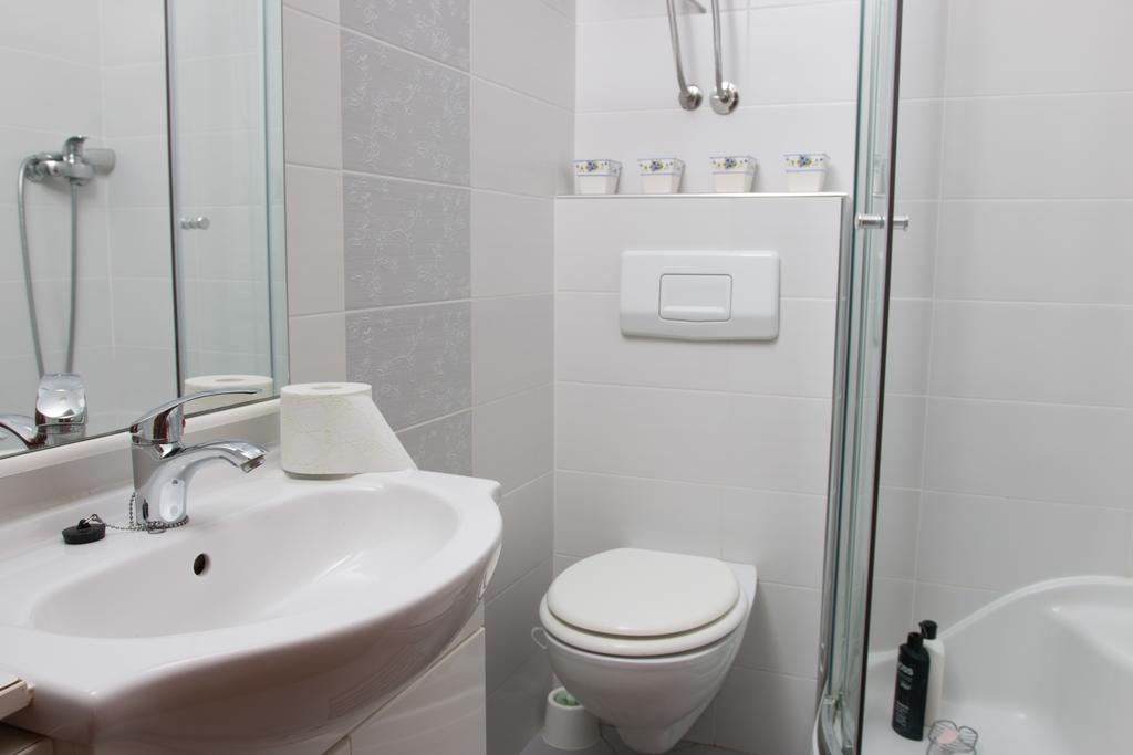 Apartments Seka Novi Vinodolski Kültér fotó