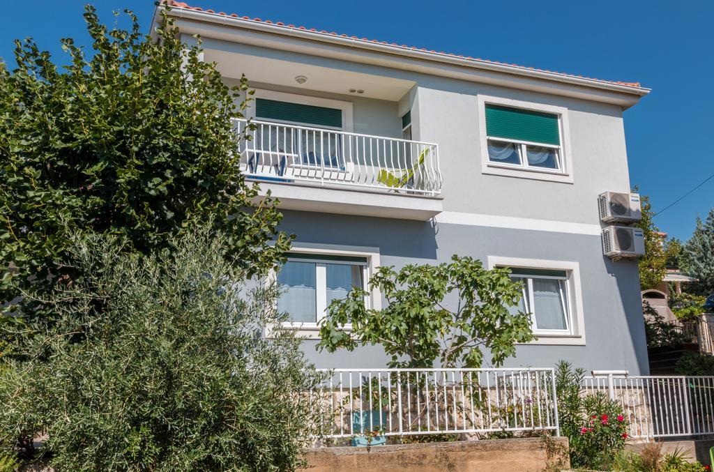 Apartments Seka Novi Vinodolski Kültér fotó